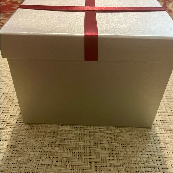 Kringle Express 5” Illuminated Porcelain Holiday Bell with Gift Box - Picture 8 of 15